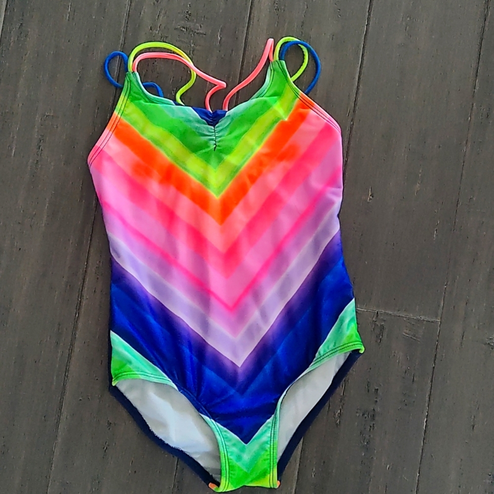 Cat & Jack girls one piece swimsuit